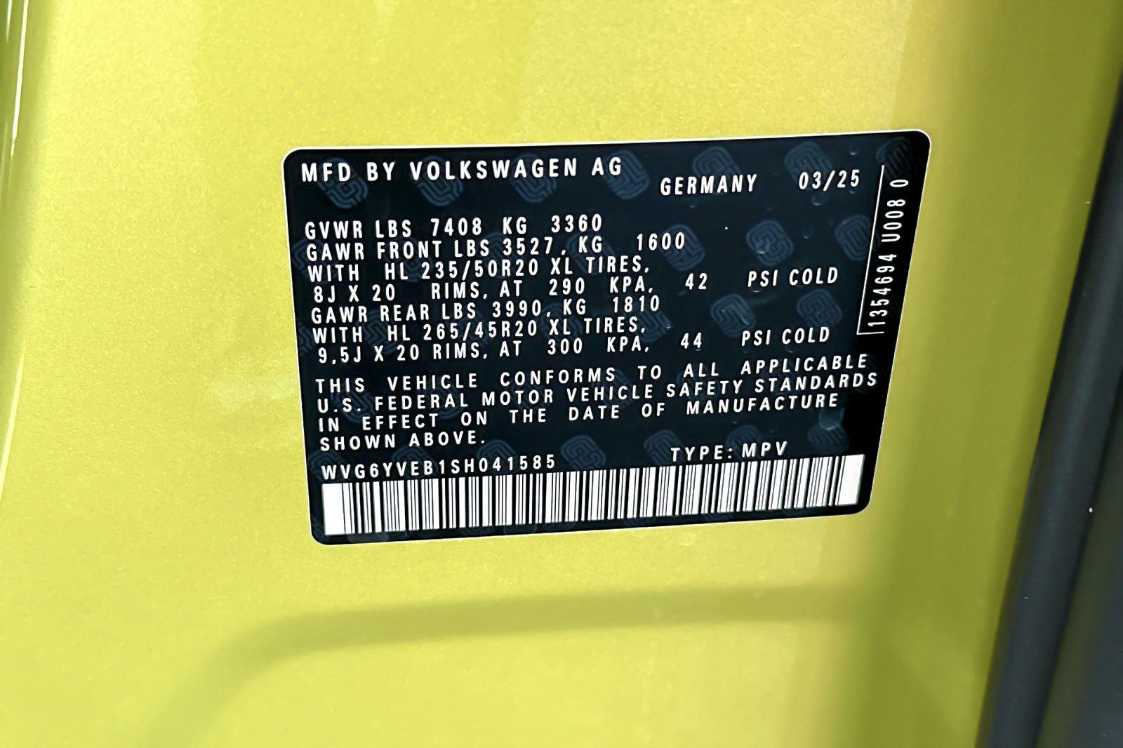 New 2025 Volkswagen ID. Buzz 1st Edition image 28