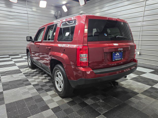 Used 2015 Jeep Patriot Sport w/ Power Value Group FWD image 8