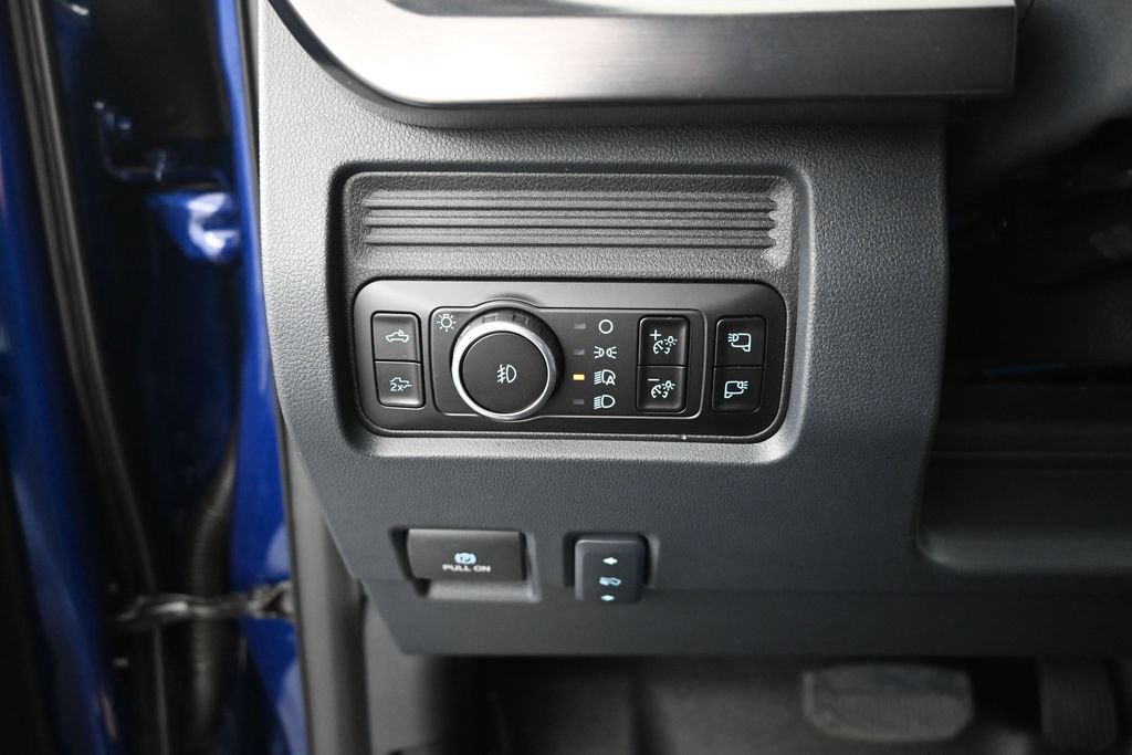 New 2026 Ford F250 Lariat w/ Black Appearance Package AWD/4WD image 12