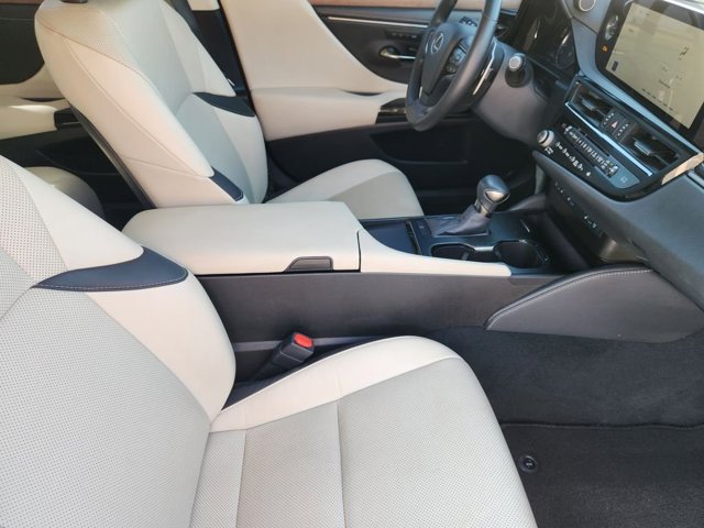 Certified 2024 Lexus ES 350 w/ Premium Package FWD image 15