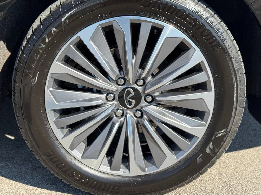 Certified 2026 INFINITI QX80 Luxe w/ Cargo Package AWD/4WD image 8