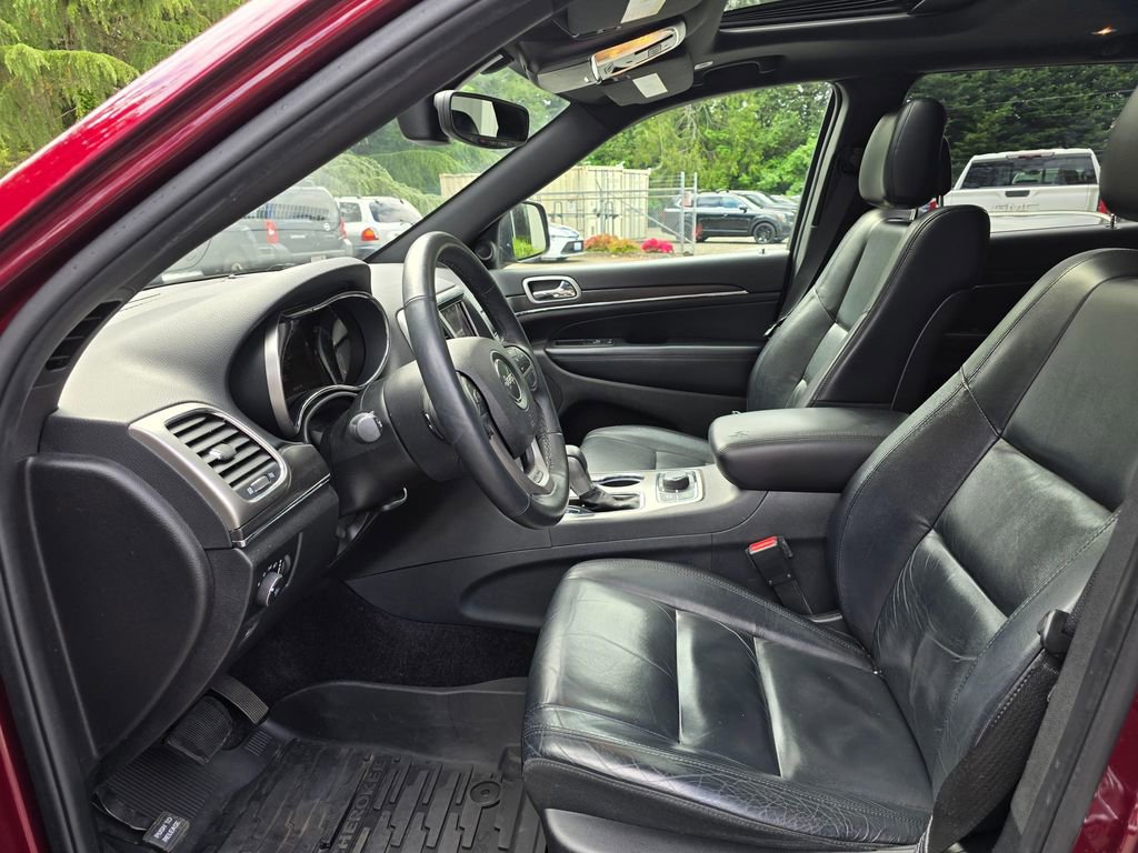 Used 2018 Jeep Grand Cherokee Limited AWD/4WD image 8