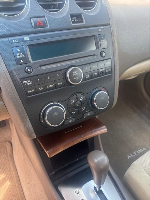 Used 2009 Nissan Altima 2.5 SL w/ Convenience Plus Pkg FWD image 24