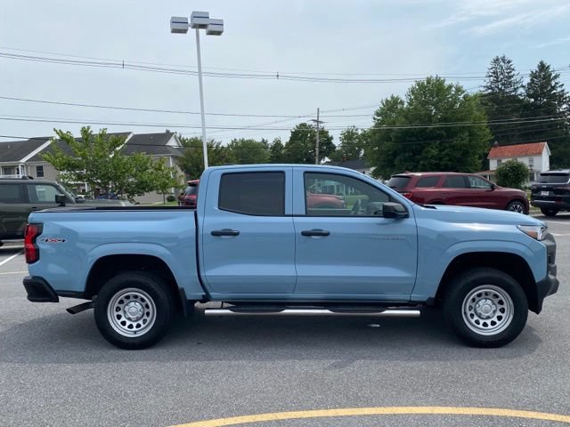 Used 2025 Chevrolet Colorado W/T w/ Advanced Trailering Package AWD/4WD image 6