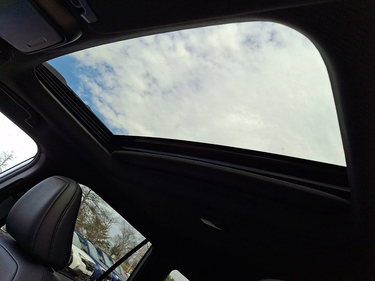 New 2026 Subaru Outback Premium image 7