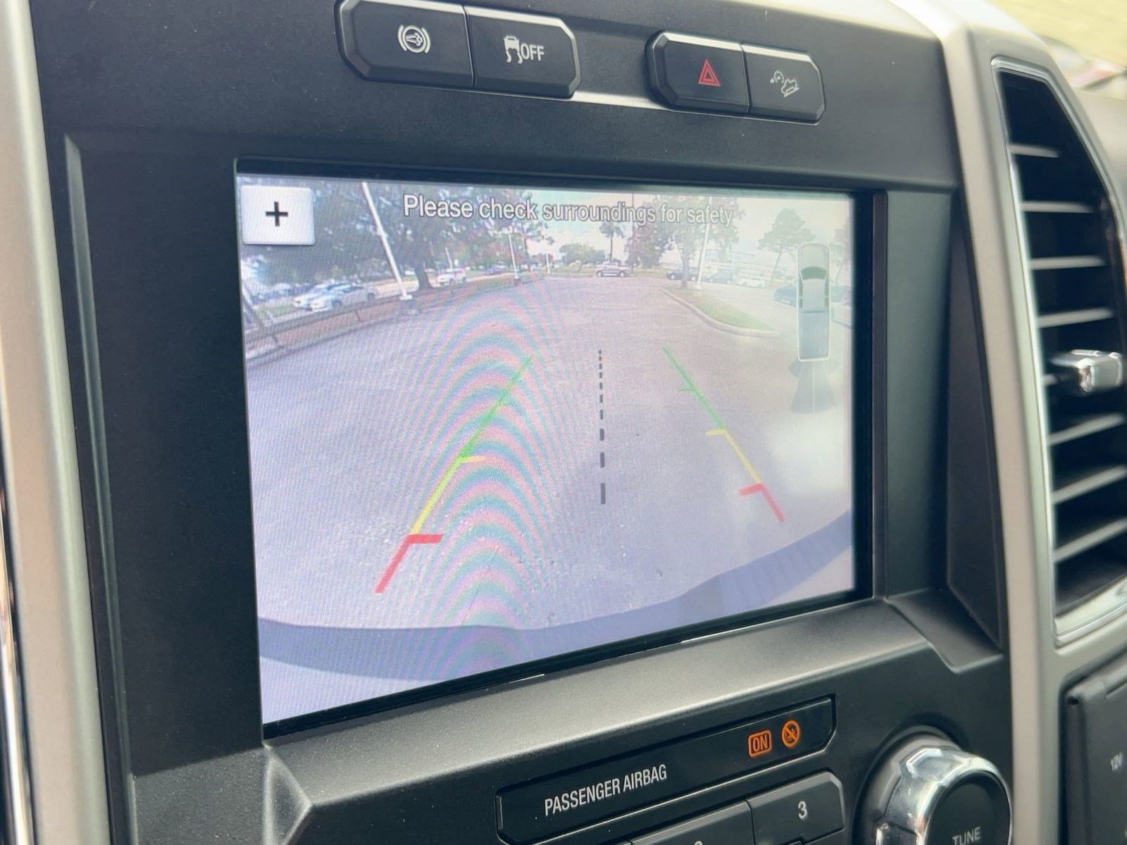 Used 2019 Ford F450 Lariat w/ Lariat Value Package image 26