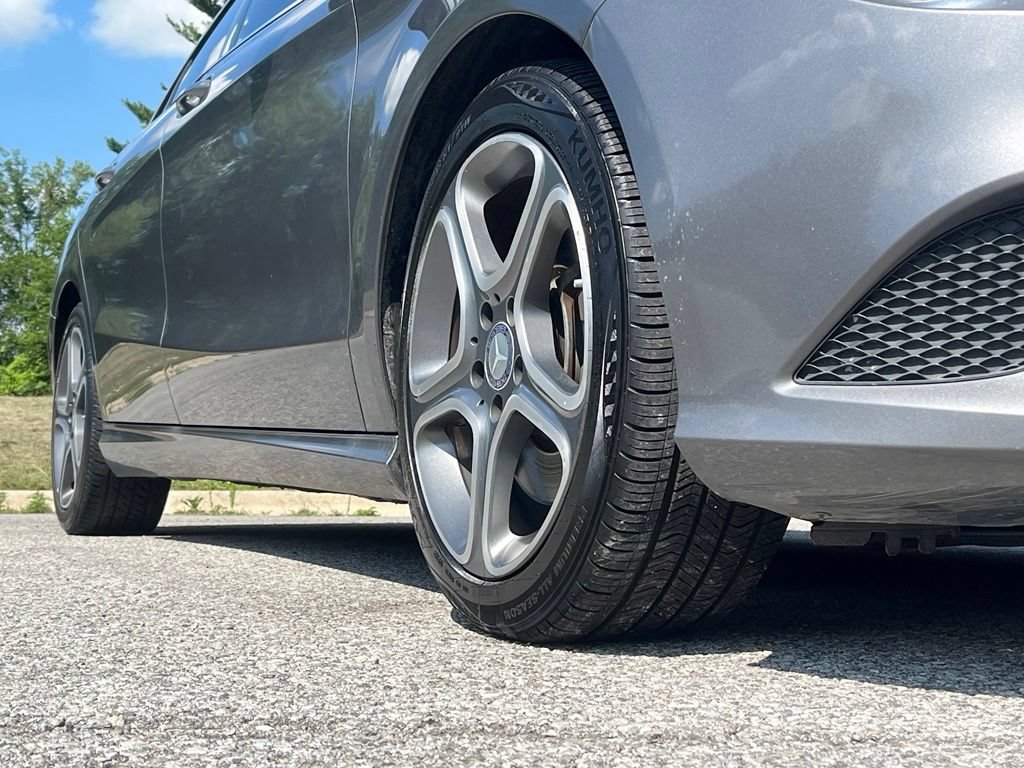 Used 2014 Mercedes-Benz CLA 250 image 9