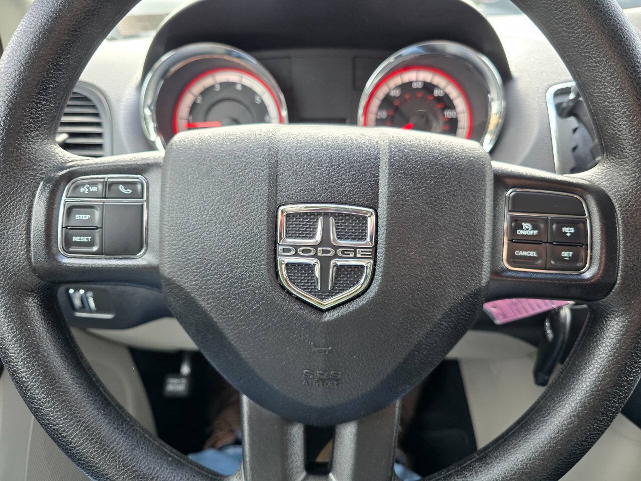 Used 2018 Dodge Grand Caravan SE w/ UConnect Hands-Free Group FWD image 14