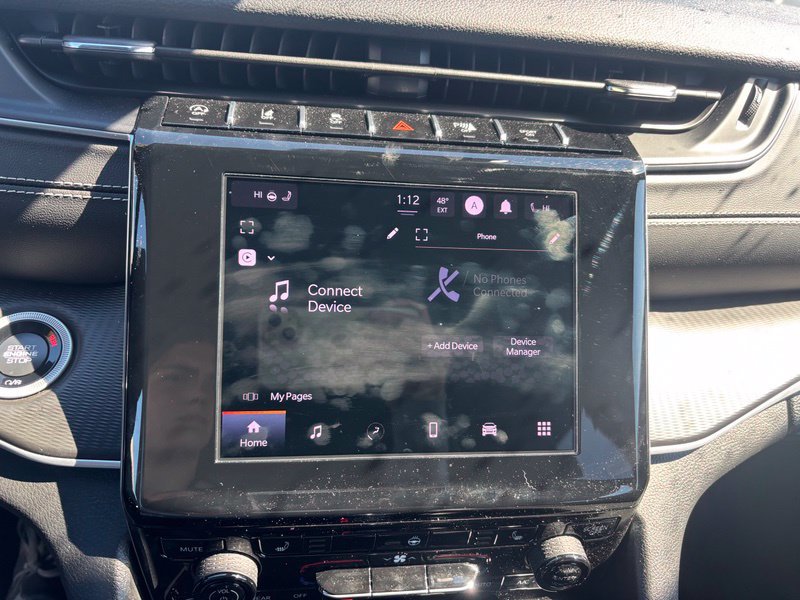 Used 2025 Jeep Grand Cherokee Altitude AWD/4WD image 12