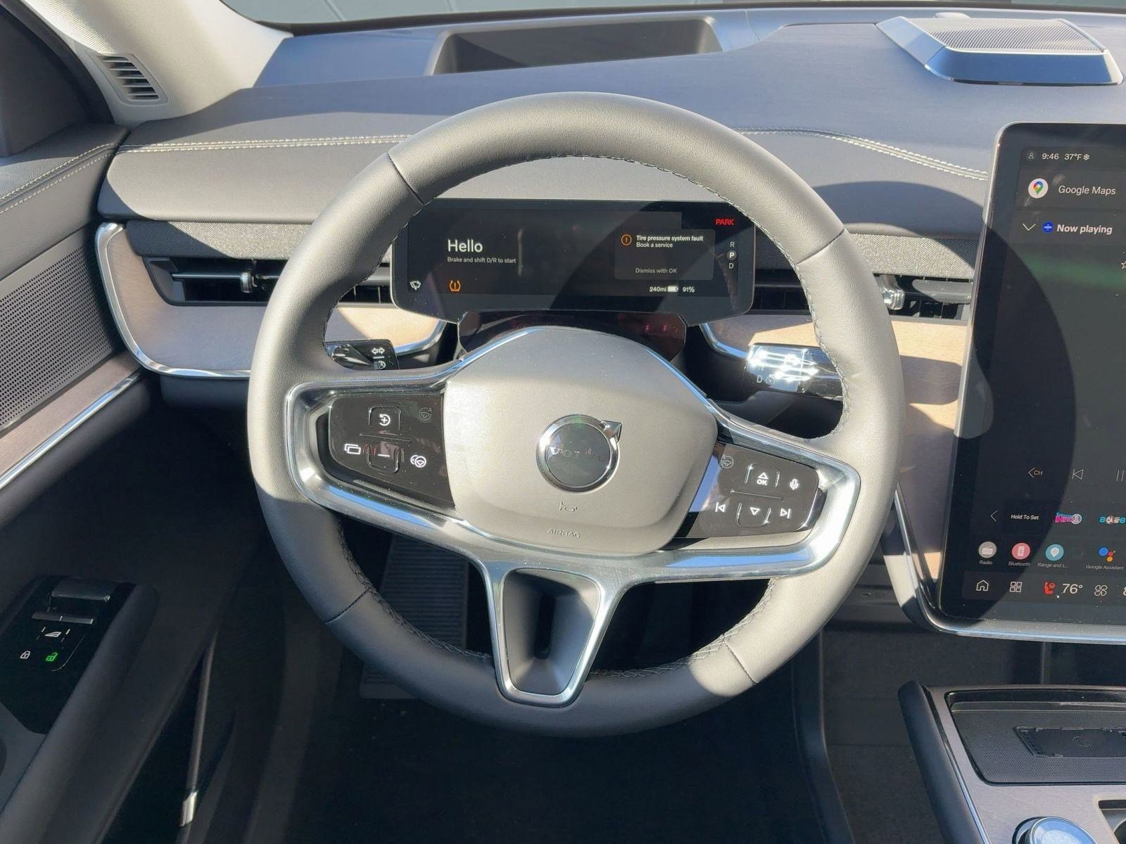 New 2025 Volvo EX90 Plus AWD/4WD image 17