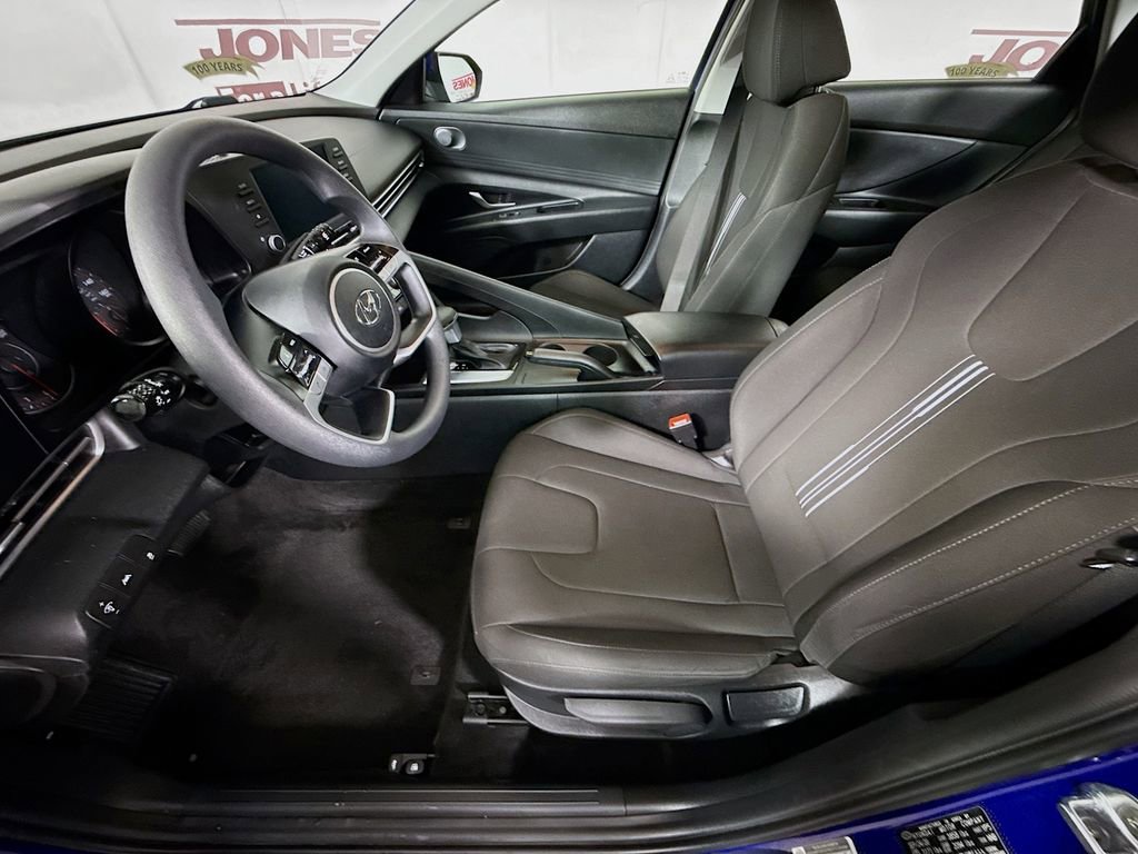 Certified 2021 Hyundai Elantra SEL image 24