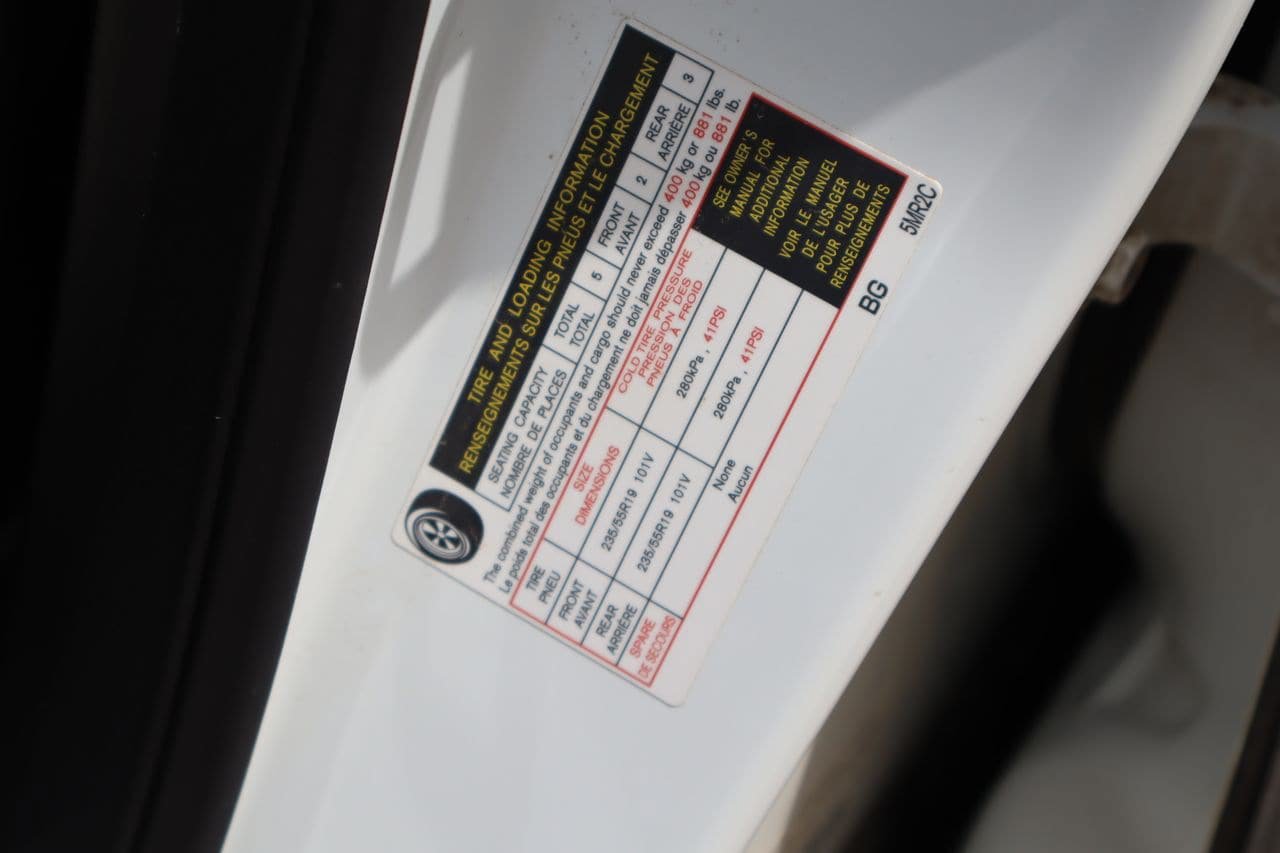 Used 2024 Nissan Ariya FWD image 29