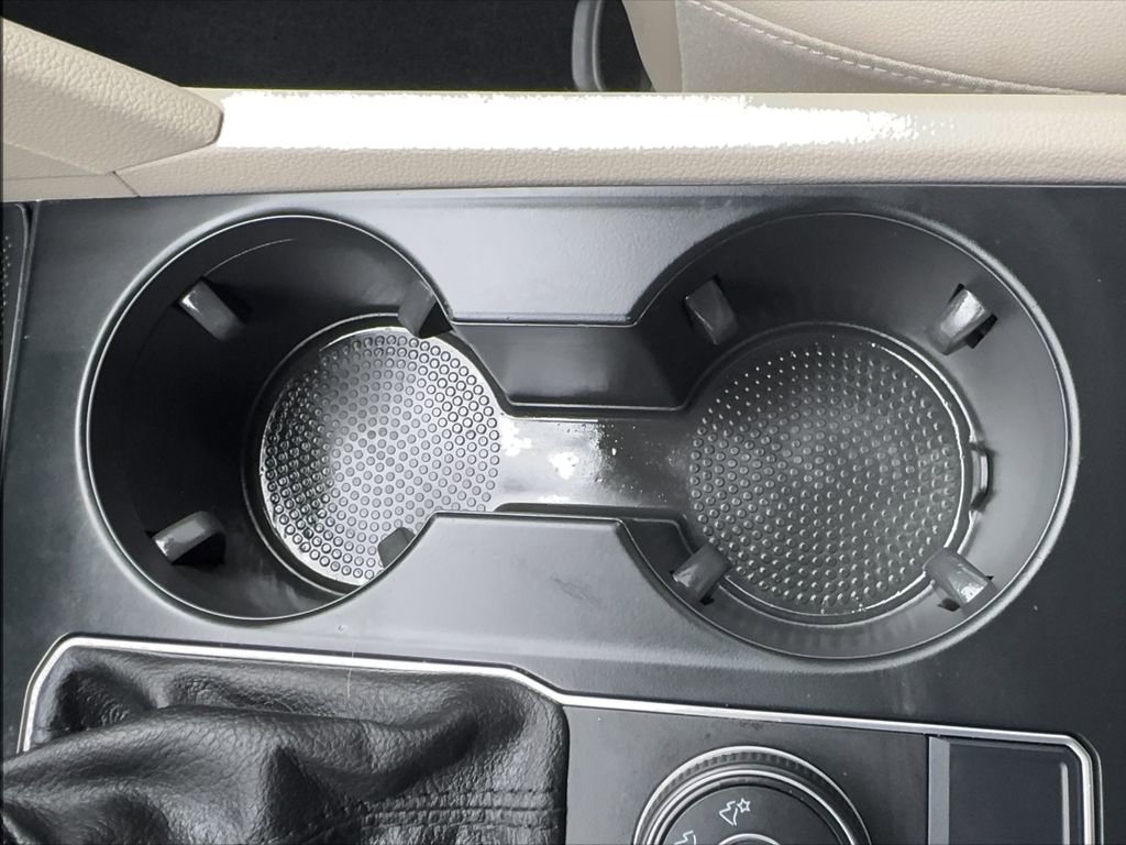 Used 2018 Volkswagen Atlas SE image 46