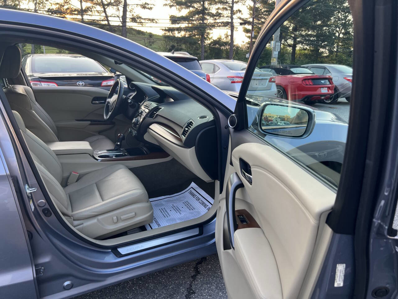 Used 2015 Acura RDX AWD w/ Technology Package image 9