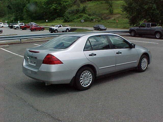 Used 2006 Honda Accord VP image 11