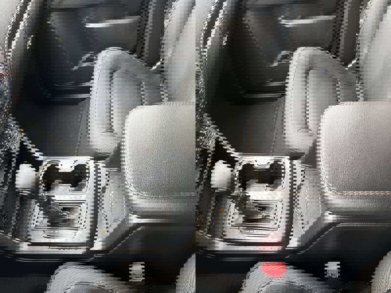 Used 2022 GMC Canyon AT4 AWD/4WD image 18