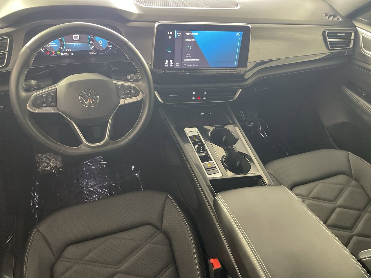 Used 2025 Volkswagen Atlas Cross Sport SE FWD image 20