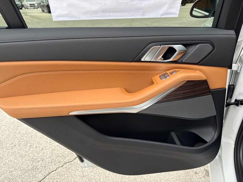 New 2026 BMW X7 xDrive40i image 21