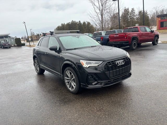 Certified 2024 Audi Q3 2.0T Premium w/ Convenience Package image 4