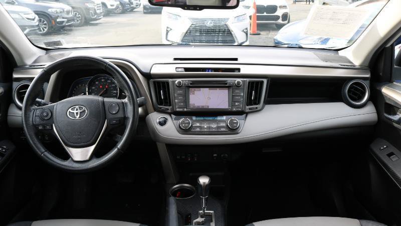Used 2015 Toyota RAV4 Limited w/ Technology Package image 18