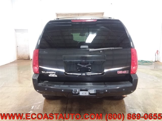 Used 2007 GMC Yukon SLT w/ SLT Preferred Equipment Group AWD/4WD image 8