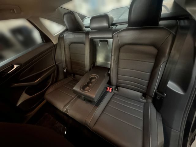 Certified 2023 Volkswagen Jetta SE FWD image 25