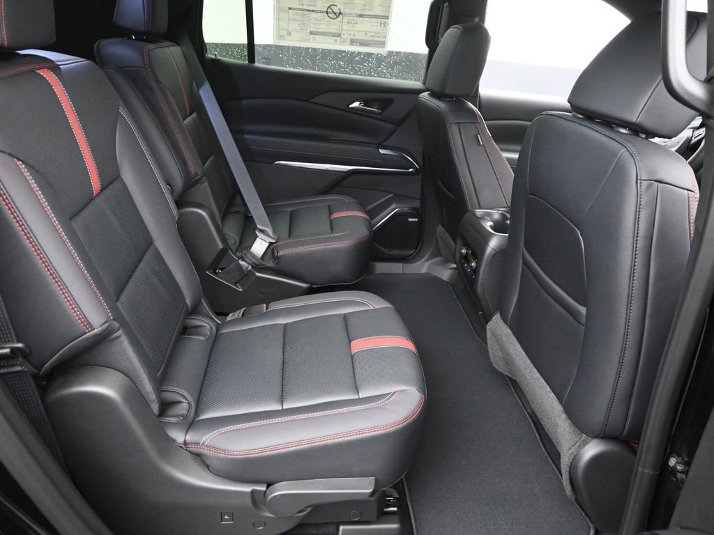 New 2026 Chevrolet Traverse RS image 9