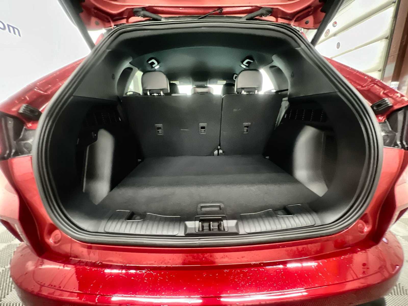 Used 2024 Ford Escape ST-Line Select image 19