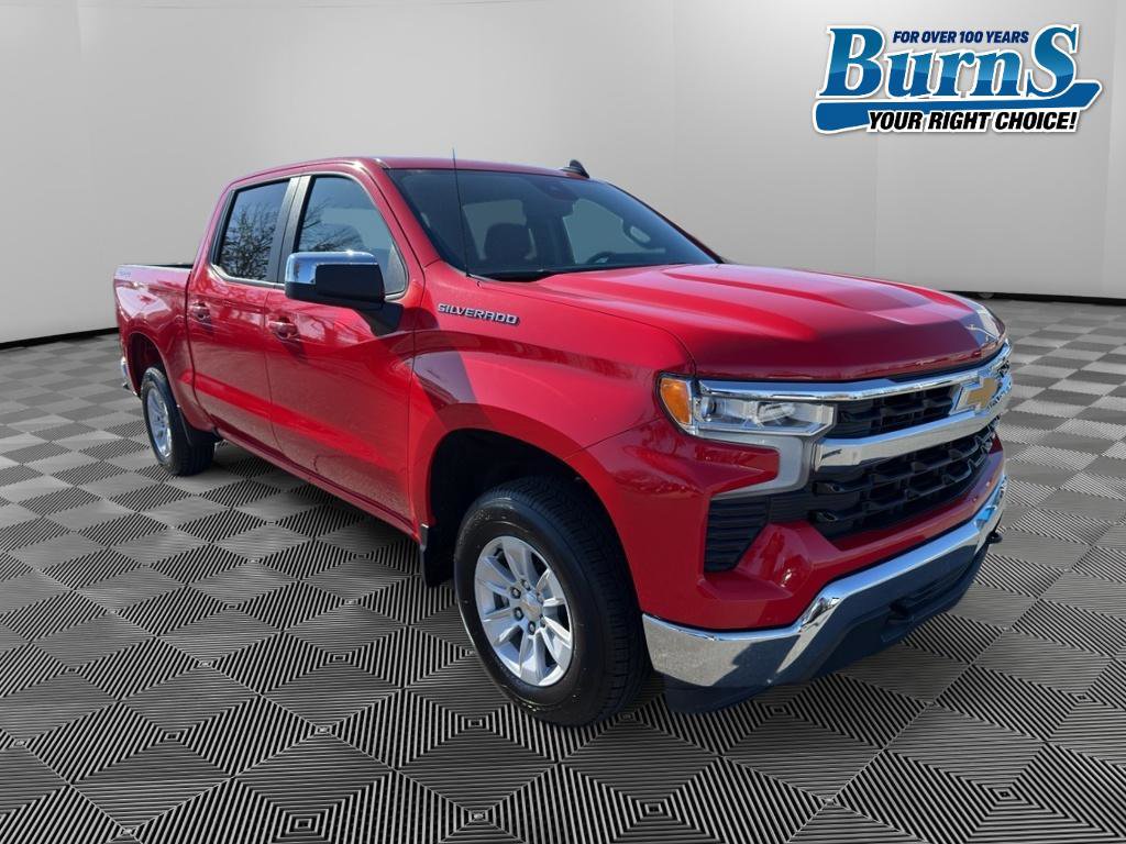 Used 2025 Chevrolet Silverado 1500 LT image 1