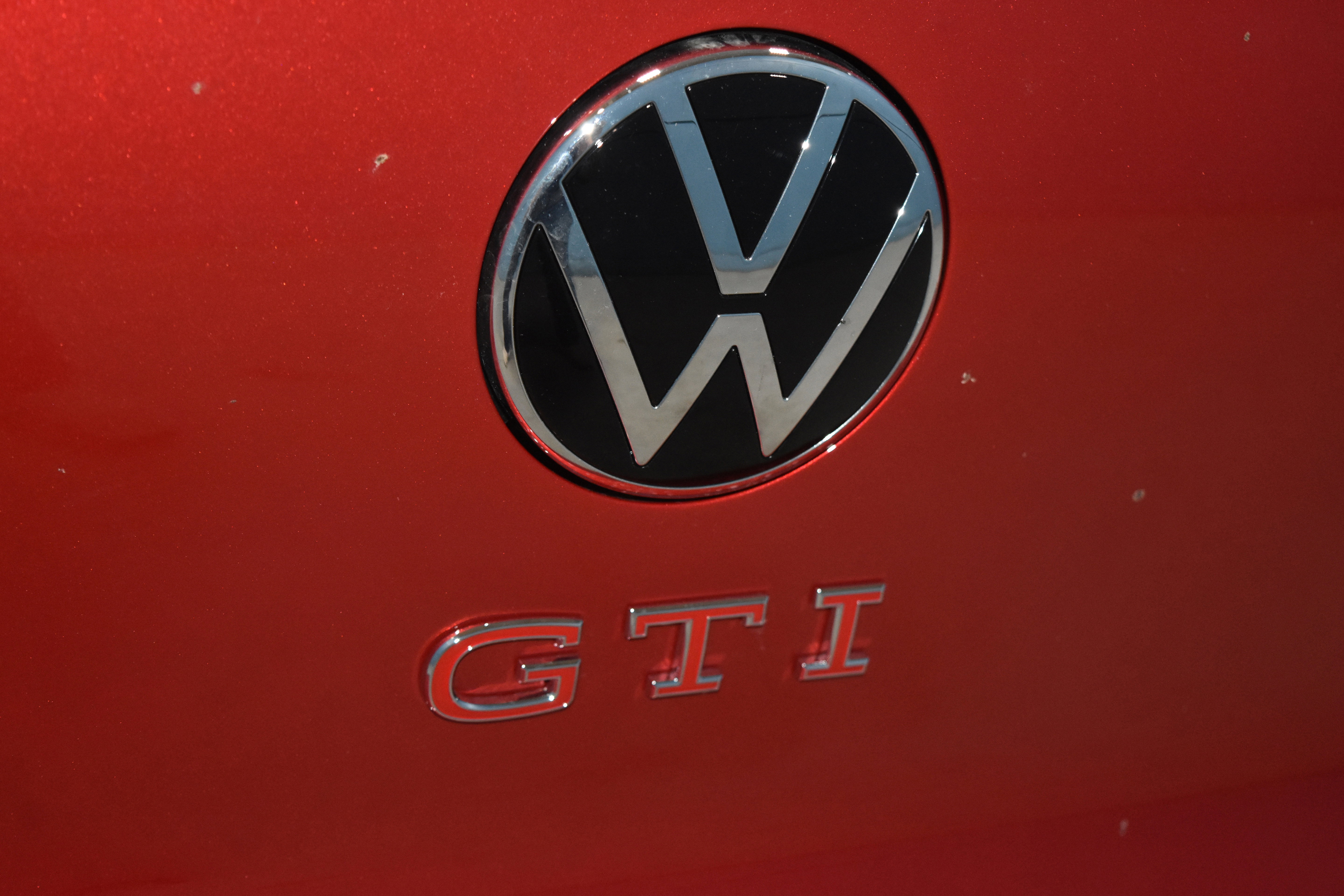 New 2025 Volkswagen GTI SE image 20
