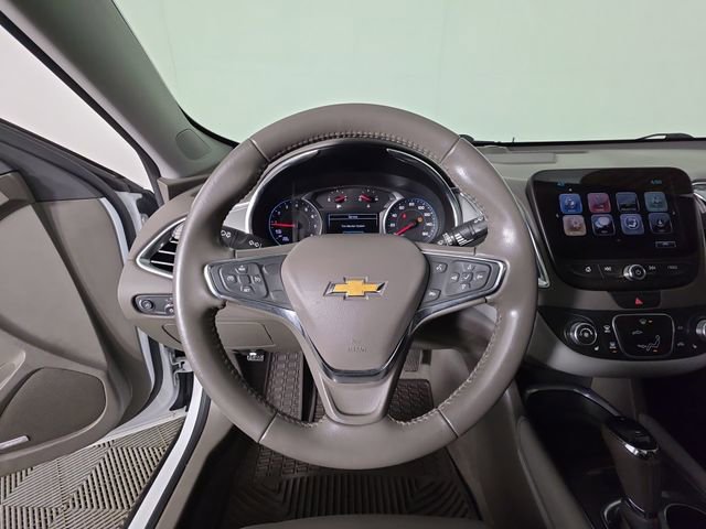 Used 2018 Chevrolet Malibu LT w/ Leather Package image 26