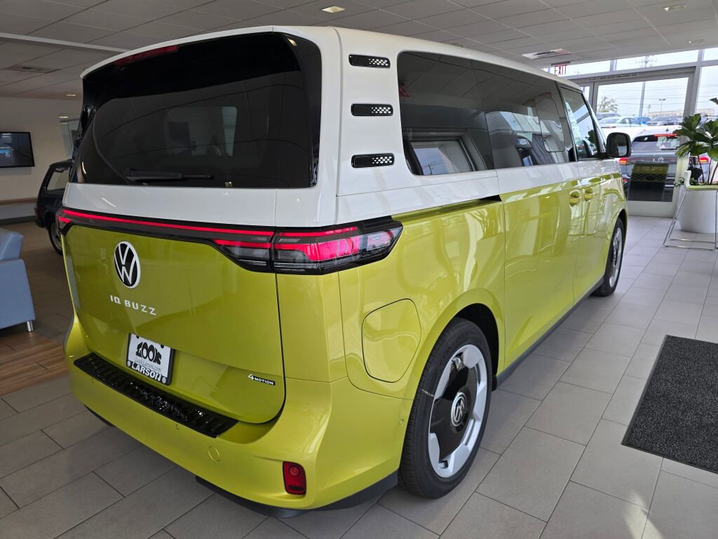 New 2025 Volkswagen ID. Buzz Pro S Plus AWD/4WD image 2
