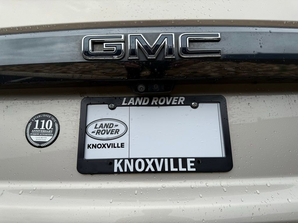 Used 2024 GMC Yukon Denali Ultimate AWD/4WD image 17