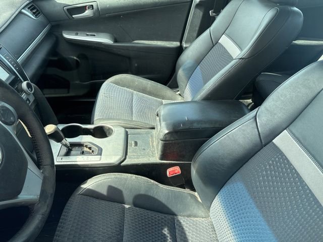 Used 2012 Toyota Camry SE FWD image 10