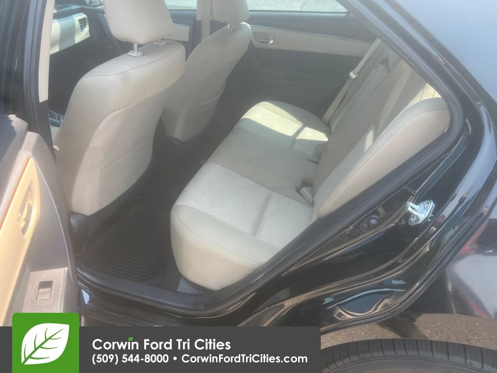 Used 2015 Toyota Corolla LE FWD image 7