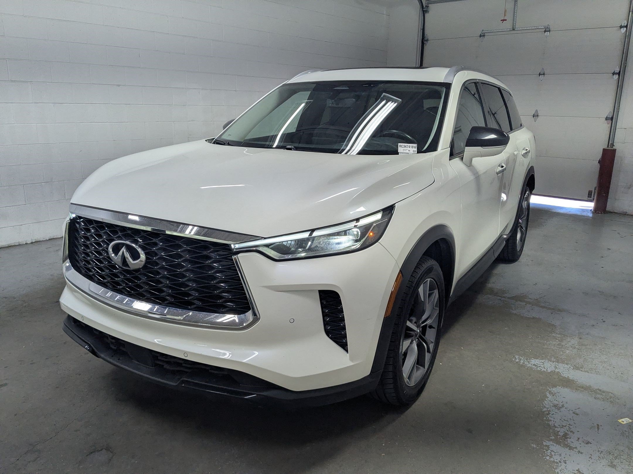 Used 2024 INFINITI QX60 Luxe AWD/4WD image 11