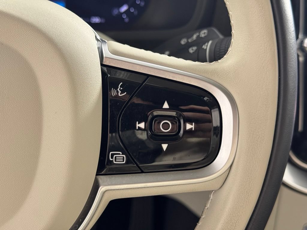 Certified 2026 Volvo XC90 B6 Ultra AWD/4WD image 29