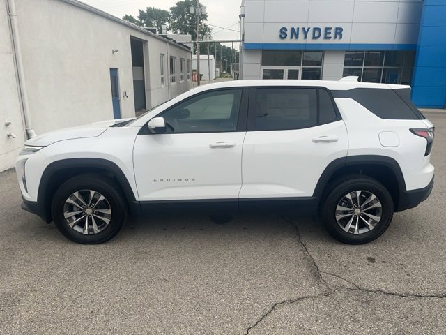 New 2026 Chevrolet Equinox LT w/ Convenience Package II image 2