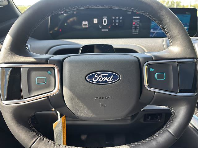 New 2027 Ford Expedition Platinum w/ Stealth Appearance Package AWD/4WD image 24