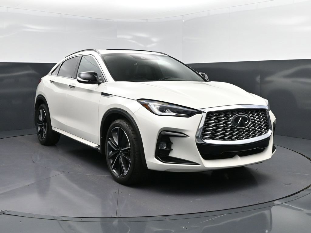 Certified 2023 INFINITI QX55 Luxe w/ Cargo Package image 9