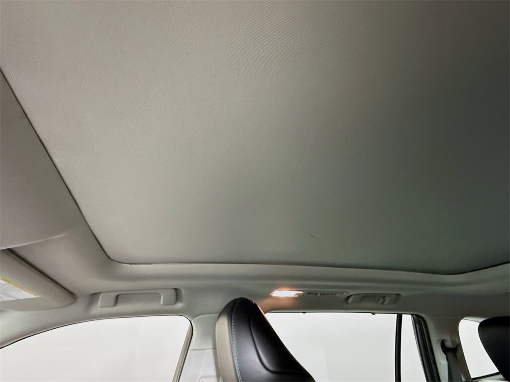 Used 2021 Toyota Highlander Platinum image 22