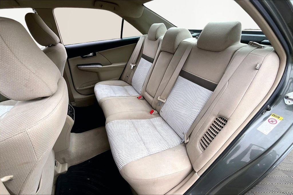 Used 2013 Toyota Camry XLE image 26