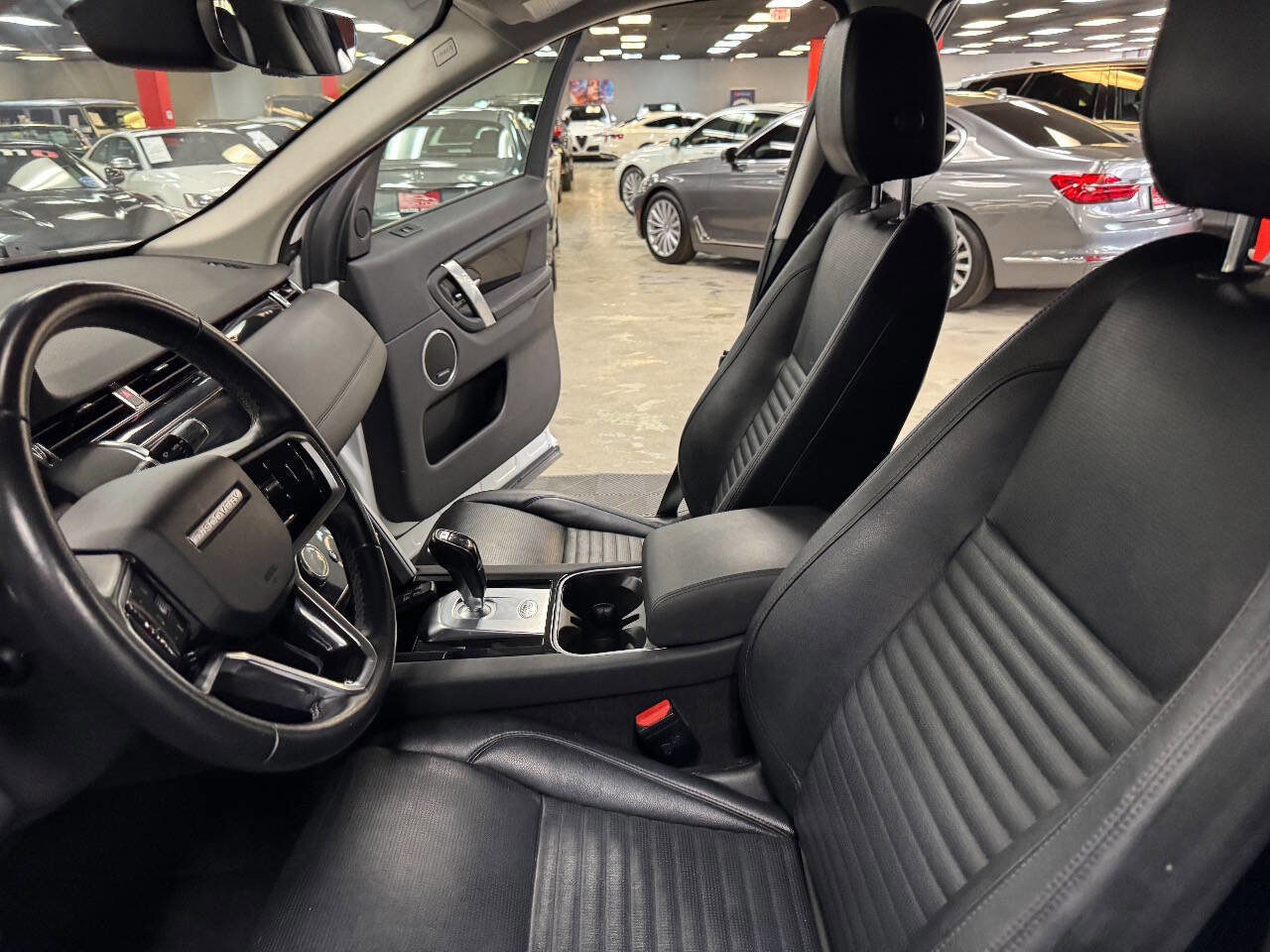 Used 2021 Land Rover Discovery Sport S image 34