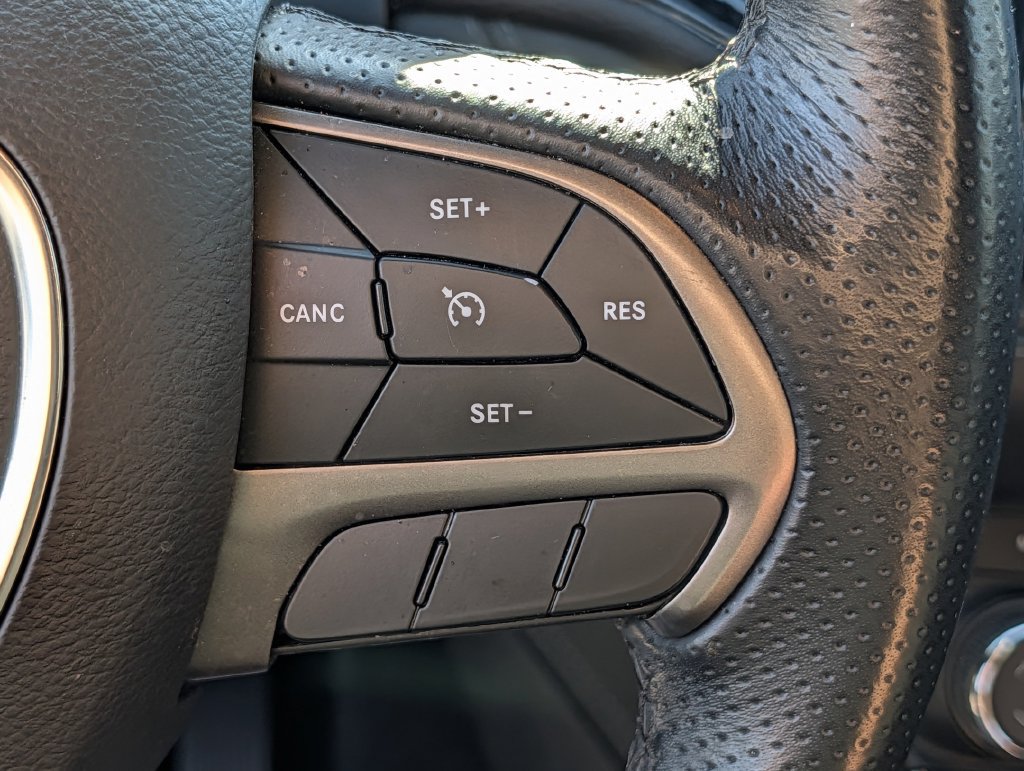 Used 2024 Dodge Durango SXT w/ 3rd Row Seating Group AWD/4WD image 20