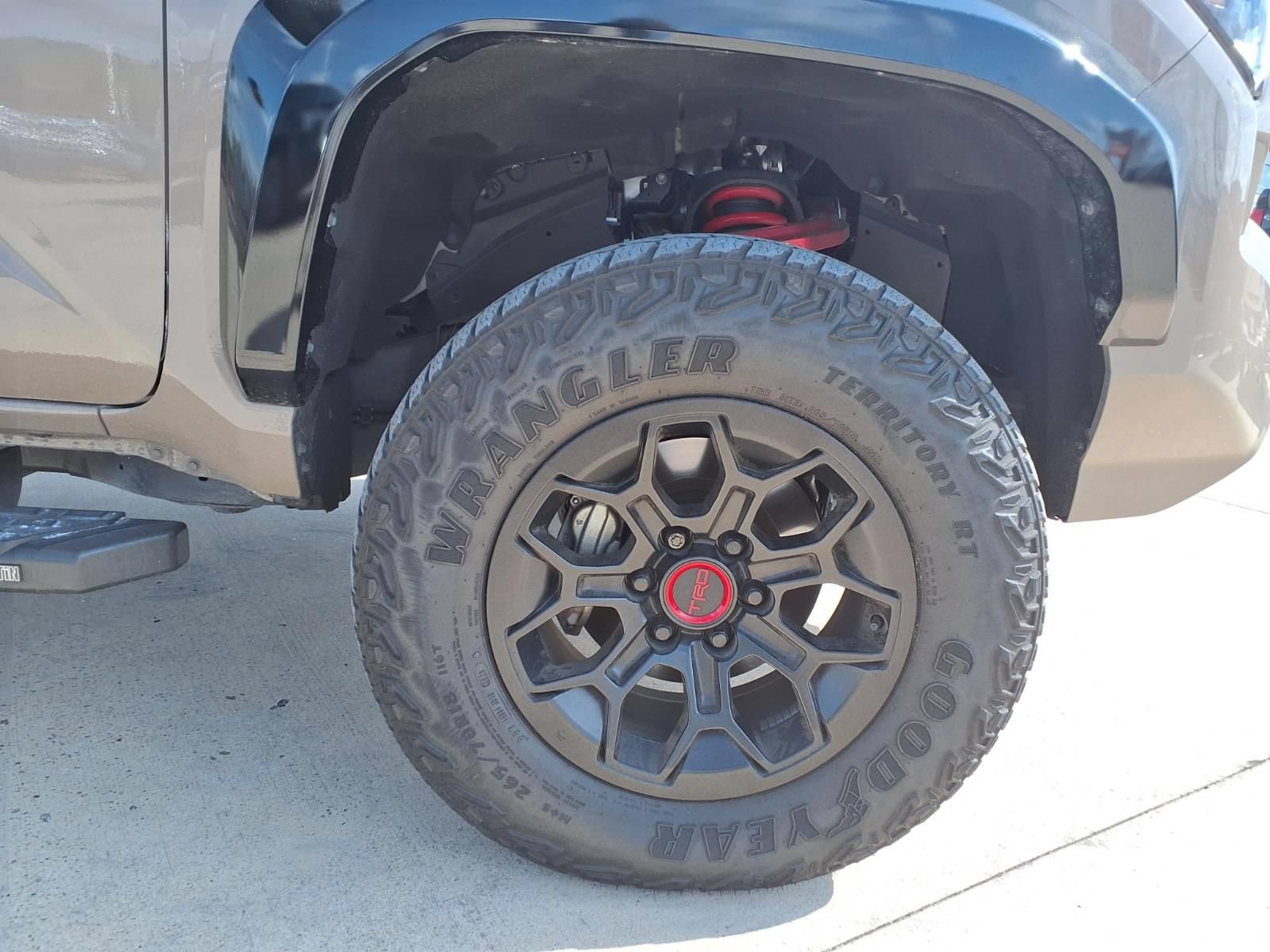 Certified 2025 Toyota Tacoma TRD Pro AWD/4WD image 9