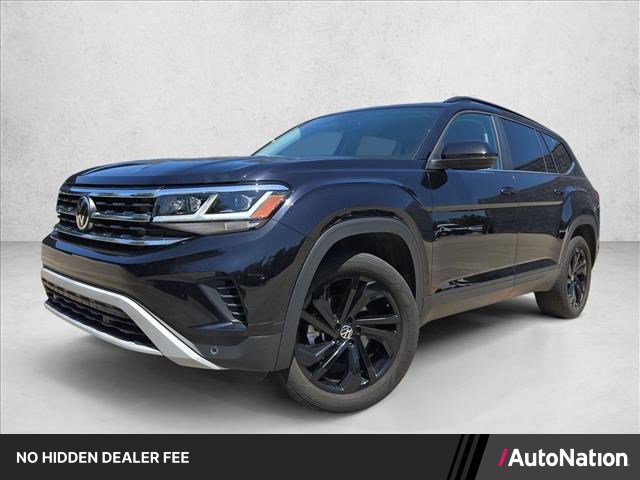 Used 2023 Volkswagen Atlas SE w/ Black Wheel Package