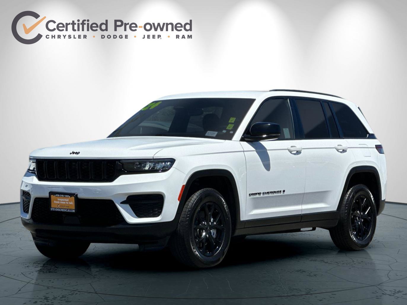 Used 2024 Jeep Grand Cherokee Altitude AWD/4WD image 8