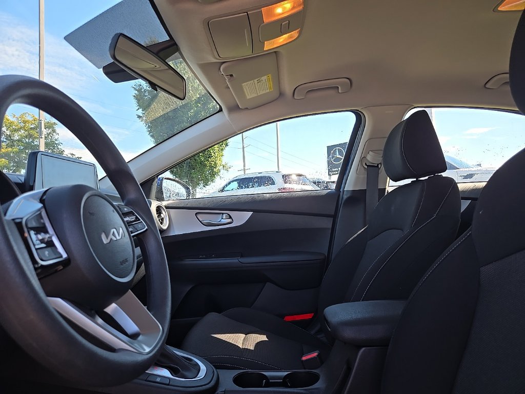 Certified 2024 Kia Forte LXS FWD image 27