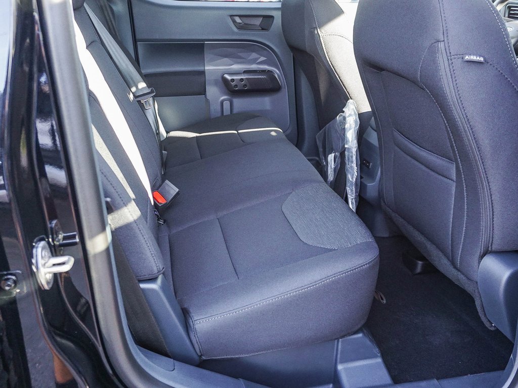New 2025 Ford Maverick XL image 13