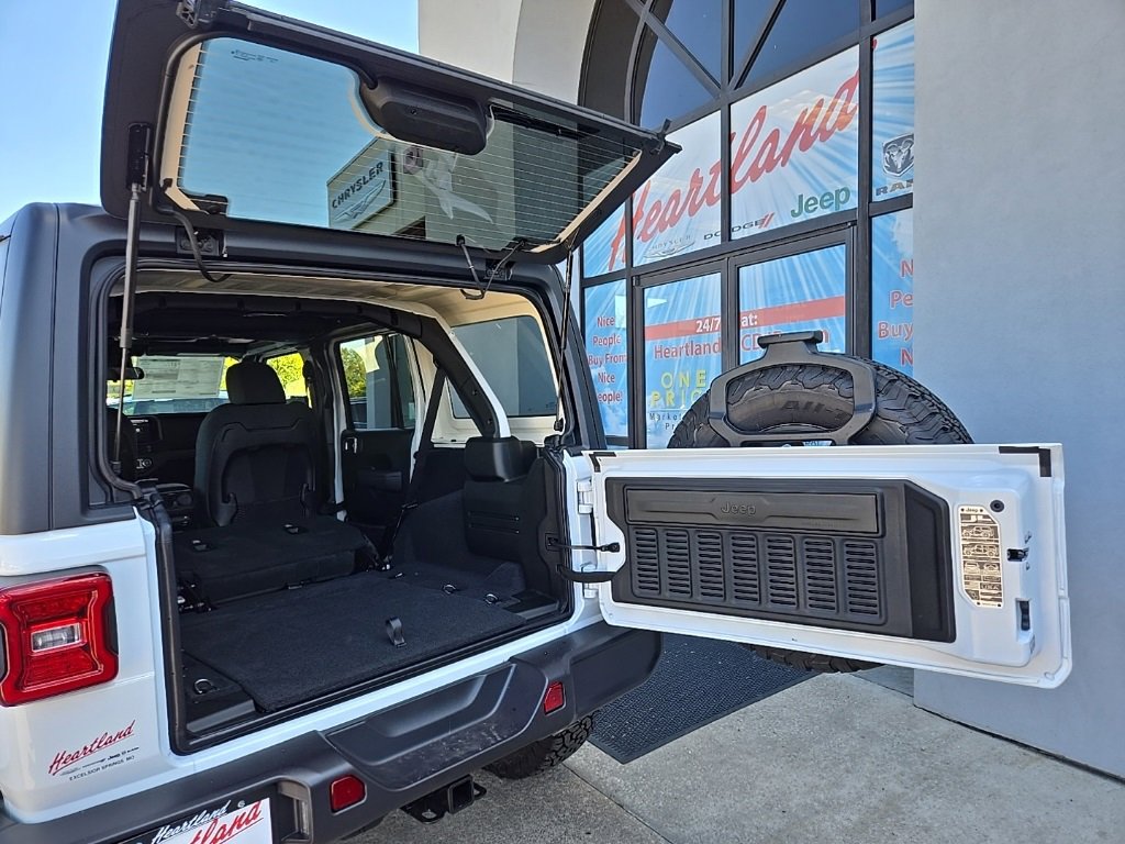 New 2025 Jeep Wrangler Unlimited Rubicon image 91